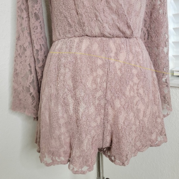 FREE PEOPLE Lace Romper In Mauve XS - Picture 7 of 11